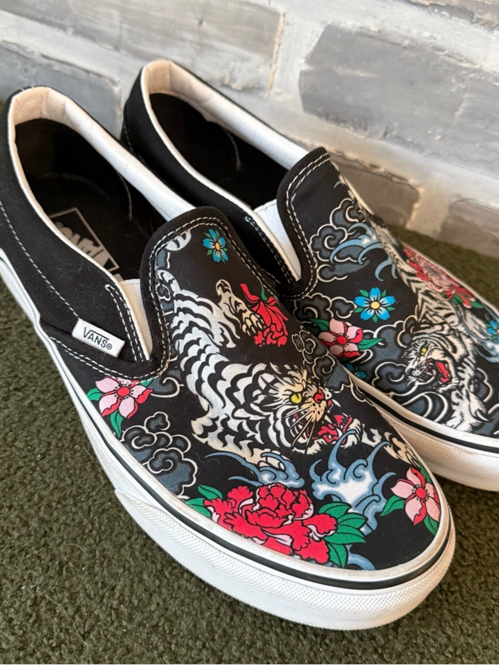 Vans Slip On Tiger Tattoo Floral Black Mens 9 Classic Oliver Peck Women’s 10.5